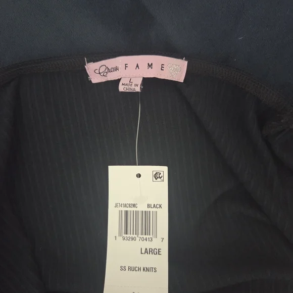 Crave Fame Black Ruched Blouse - Picture 4 of 4